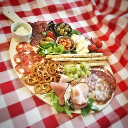 Gasthof Auwirt Guest house